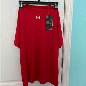 Sports top, size Youth XL, HeatGear by Under Armour,  New with Tags